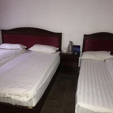 Leo Hostel Пекин Екстериор снимка